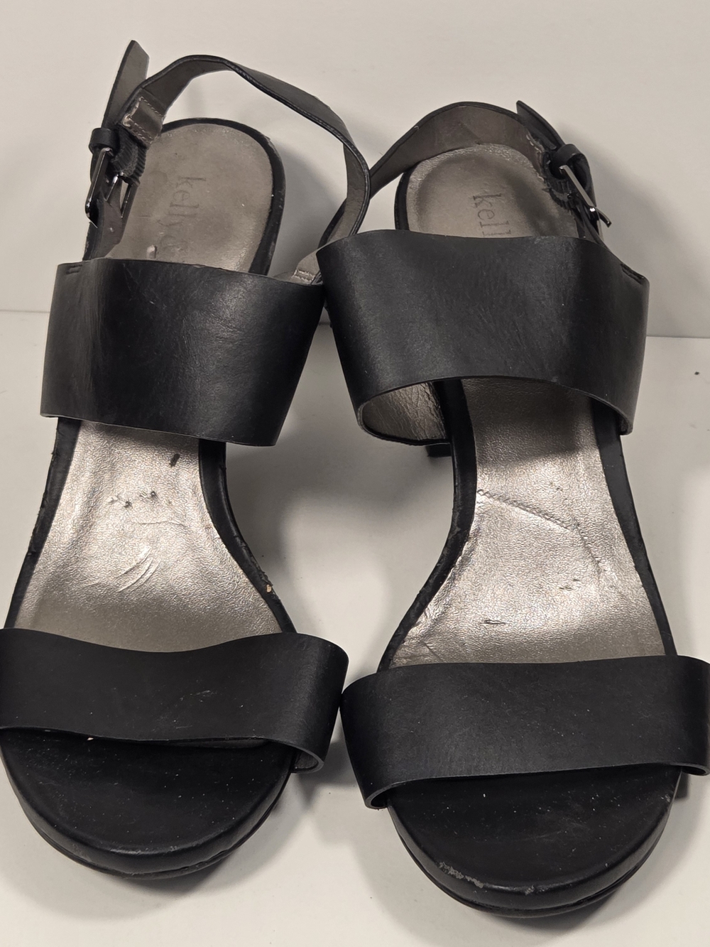 Kelly & Katie Black Wide-Strap Women's Sandals